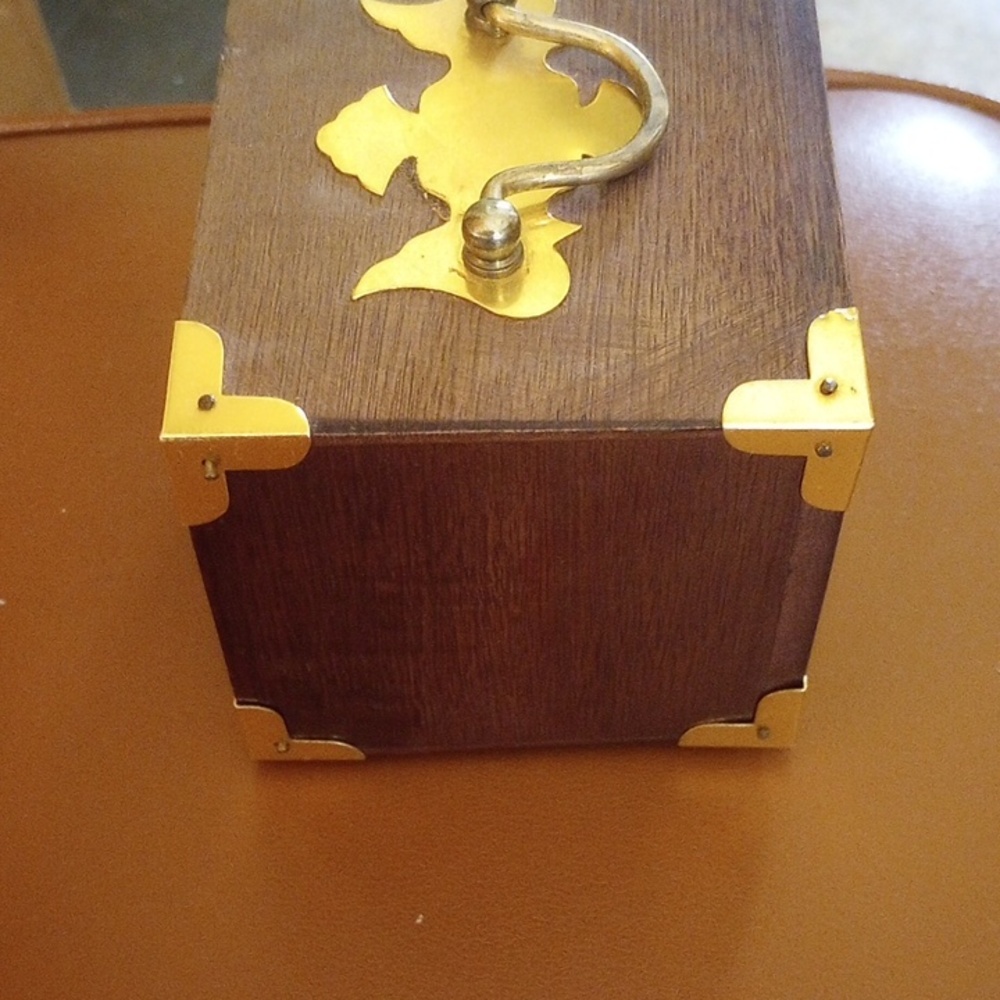 Vintage Wood & Brass 8 Coaster Set in Decorative Caddy - Picture 6 of 8